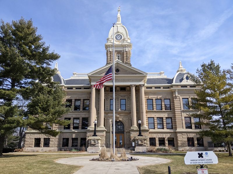 A Grand Courthouse Sets The Scene