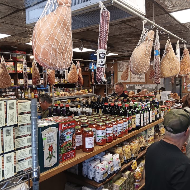 A Grocery and Deli You Can Take Home