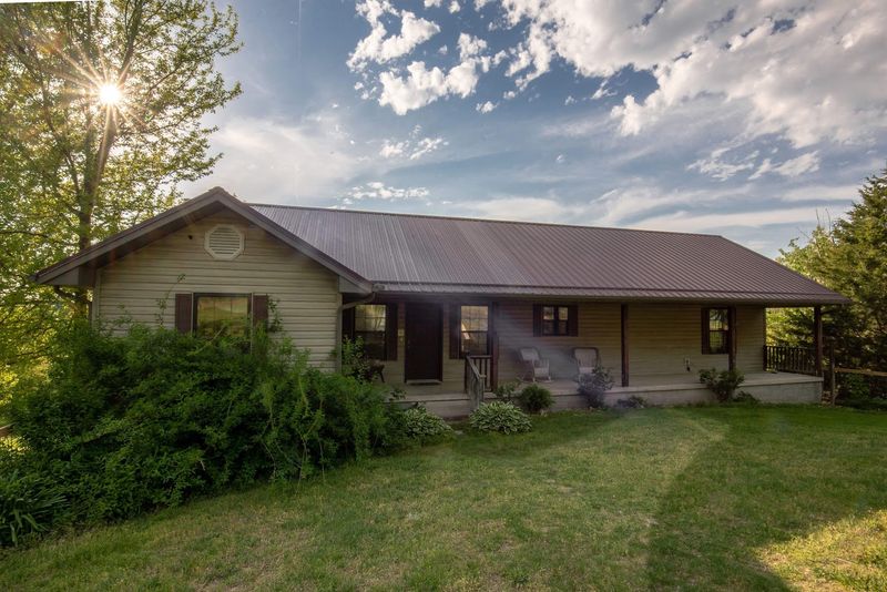 A Guest House Surrounded By Pastures A Guest House Surrounded By Pastures