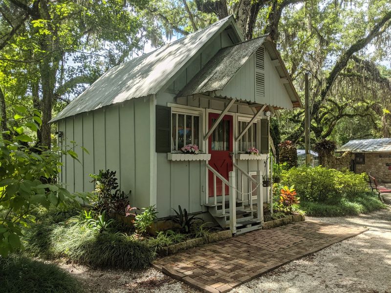 A Hidden Chapel Made For Big Moments