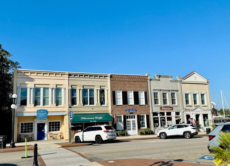 A Hidden Coastal Town That Has Not Been Overdeveloped A Hidden Coastal Town That Has Not Been Overdeveloped