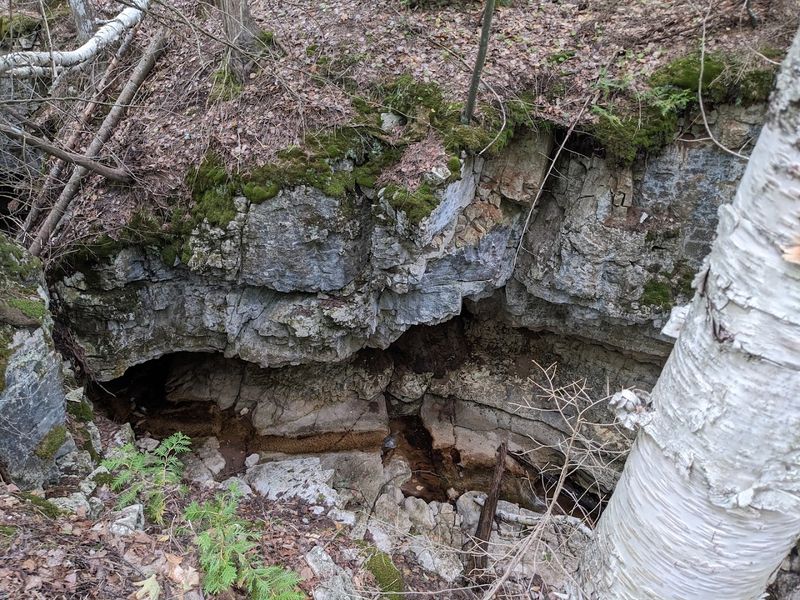 Hendrie River Water Cave Etiquette