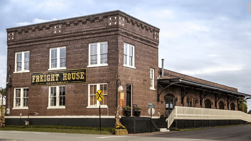 A Historic Setting That Earns Its Own Spotlight