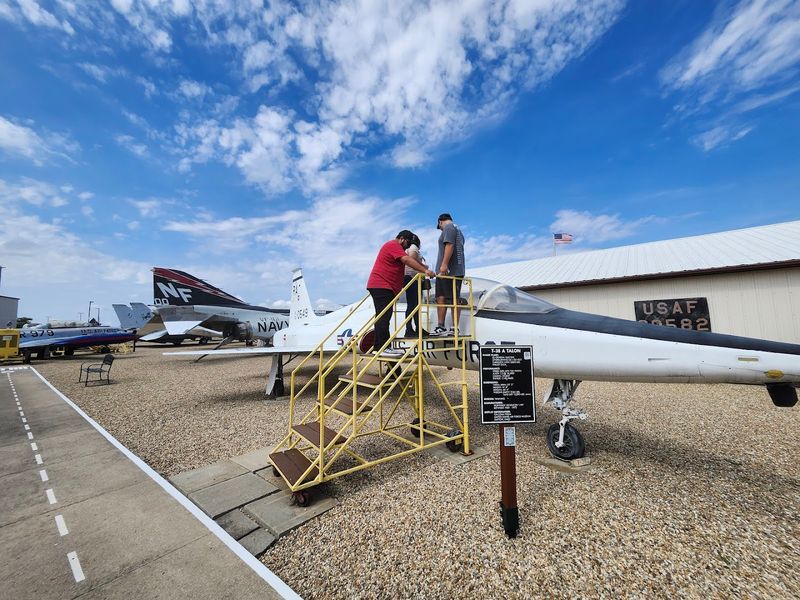 Volunteers Who Actually Flew These Aircraft