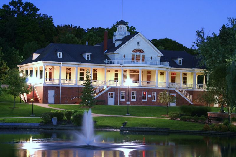 A Humble Illinois Favorite Worth The Drive
