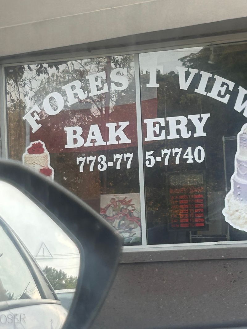 A Humble Storefront on Milwaukee Avenue