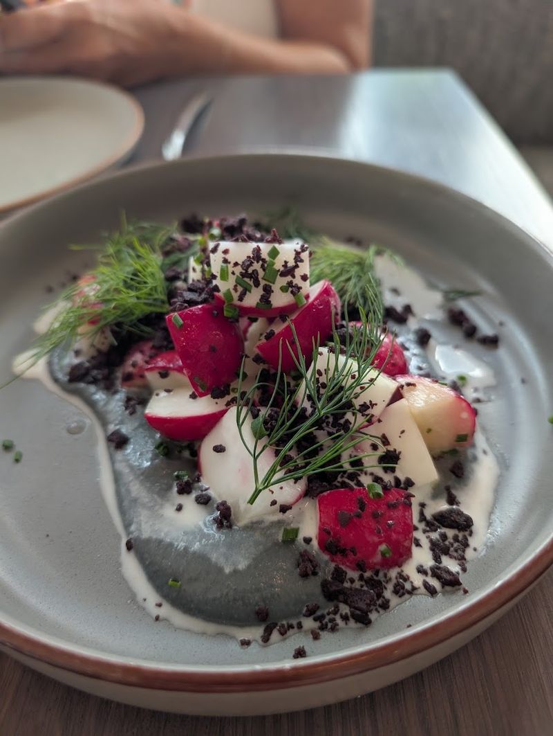 A Kitchen That Lets Local Ingredients Shine A Kitchen That Lets Local Ingredients Shine