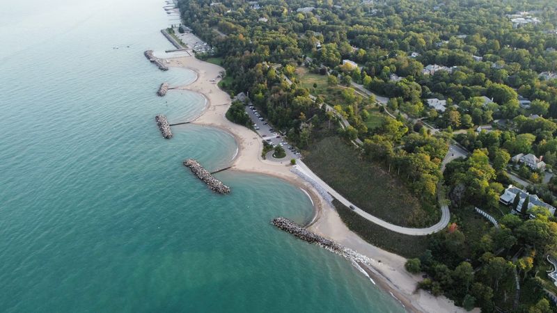 A Lake Michigan Town On Illinois' North Shore