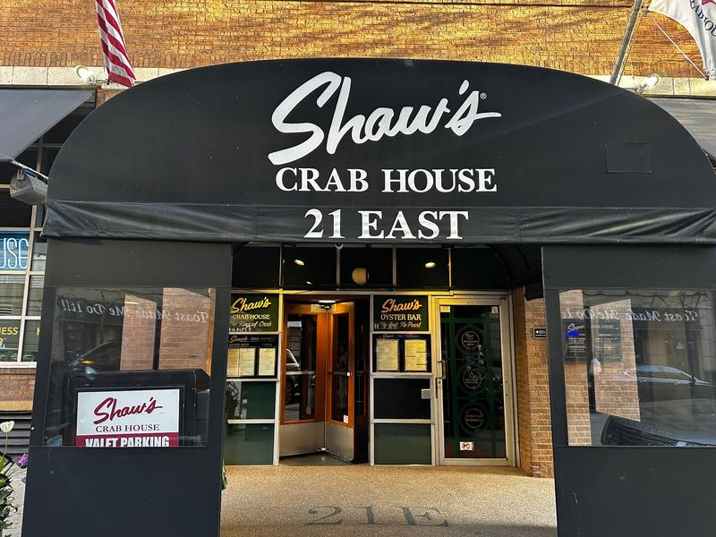 A Landmark Tucked Onto Hubbard Street