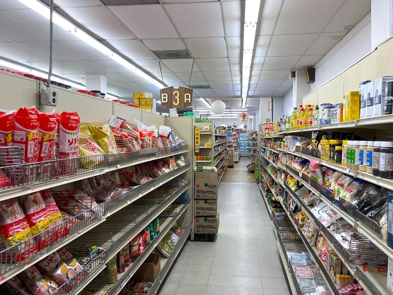 A Lawrence Street Stop Needs Only A Short Shopping List