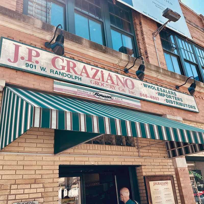 Exact Location And Hours That Work For Lunch