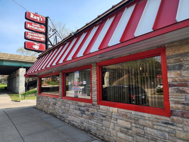 Where To Find Ray’s Diner