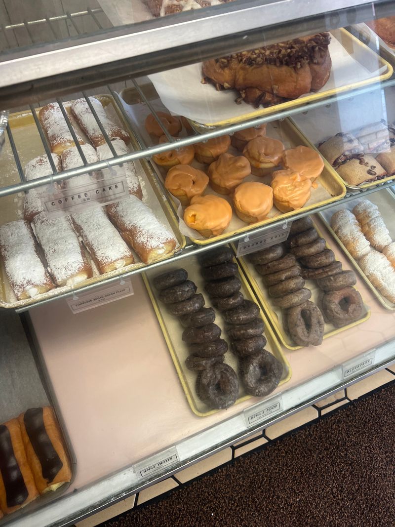 Cream Horns That Disappear Fast