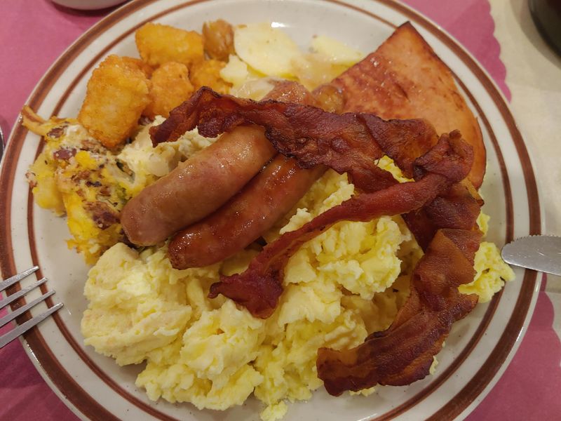 The Breakfast Buffet That Starts Your Day Right