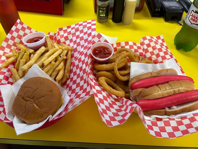 A Lewiston Lunch That Still Feels Affordable