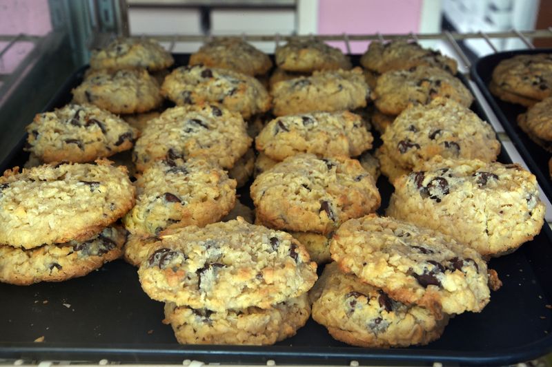 Larry's House of Cakes, Marion