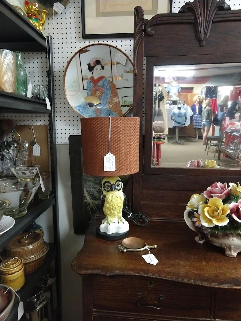 A Local Favorite With Retro Personality