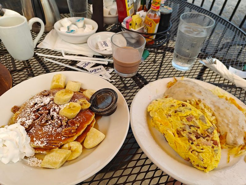 Fluffy Pancakes That Keep People Coming Back