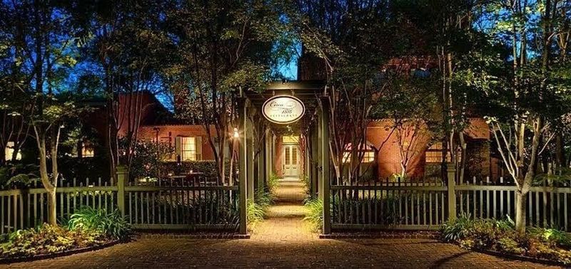 A Location That Puts All Of Charleston Within Walking Distance A Location That Puts All Of Charleston Within Walking Distance