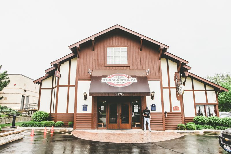 A Lodge-Style Tavern On Ogden Avenue