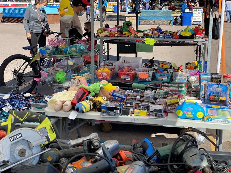 The Vendor Mix That Keeps Everyone Guessing