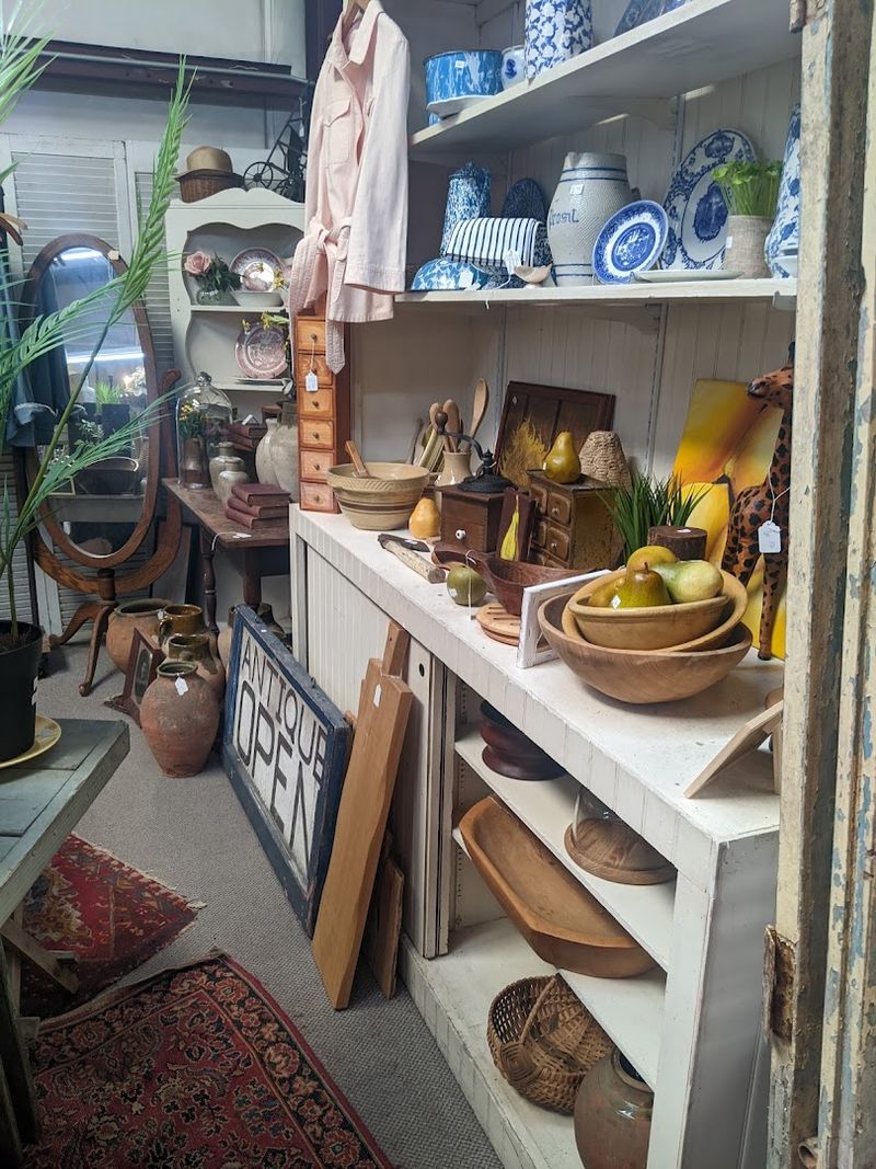 The Three-in-One Layout That Sets It Apart