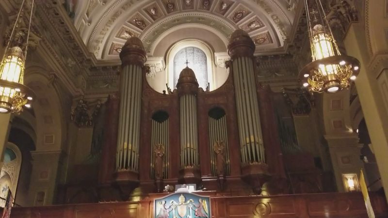 A Massive Pipe Organ And Amazing Acoustics