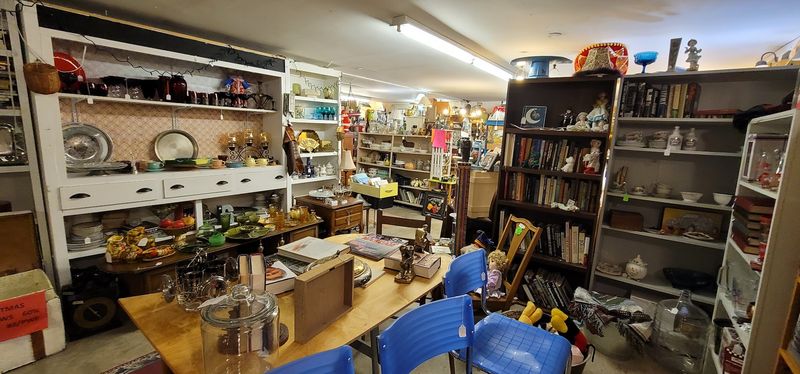 Hundreds Of Vendor Booths Overflowing With Vintage Finds