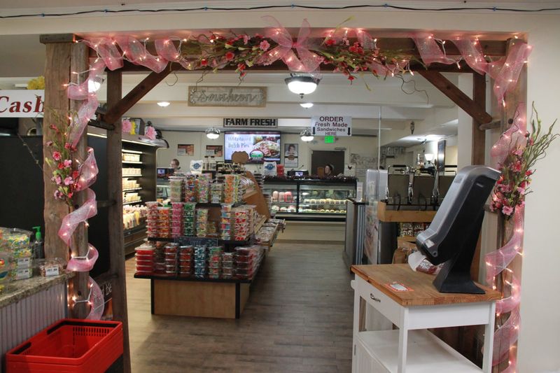 A Mennonite Market Hidden In Plain Sight A Mennonite Market Hidden In Plain Sight
