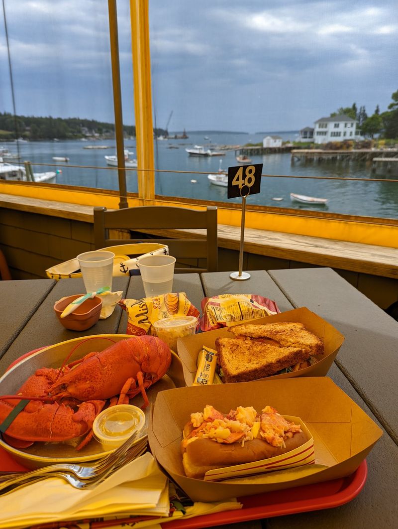 A Menu Built Around Fresh Local Seafood