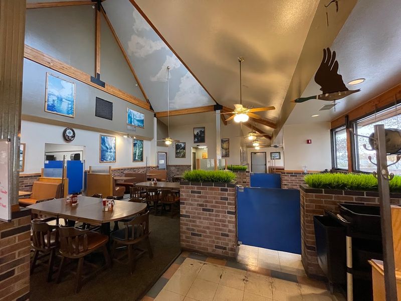 The Atmosphere That Makes You Slow Down on Purpose