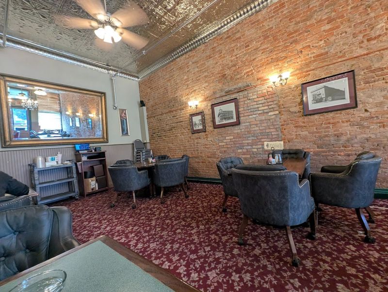 The Western Atmosphere That Sets The Mood Immediately