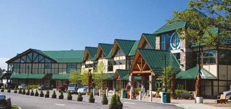A Mile Of Stores Means You Should Plan Your Route A Mile Of Stores Means You Should Plan Your Route