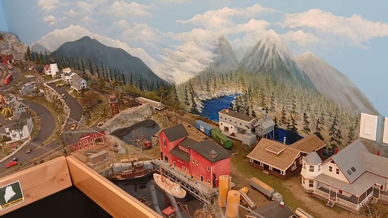 A Model Railroad Worth The Detour A Model Railroad Worth The Detour
