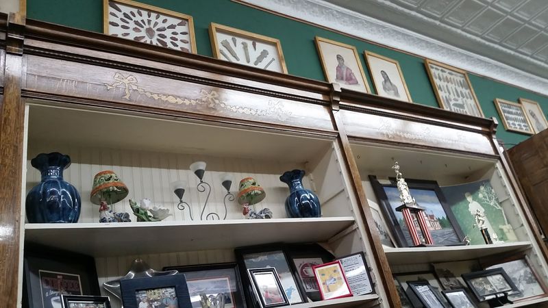 A Museum Hidden Inside A Diner