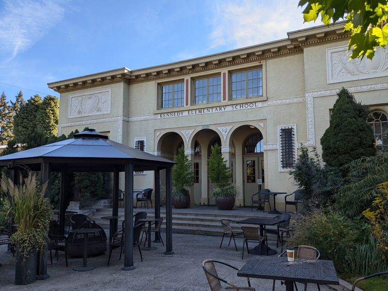 The Courtyard That Made Me Forget I Was In The Middle of a City