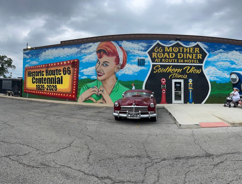 A Nostalgic Landmark on Springfield's Famous Highway