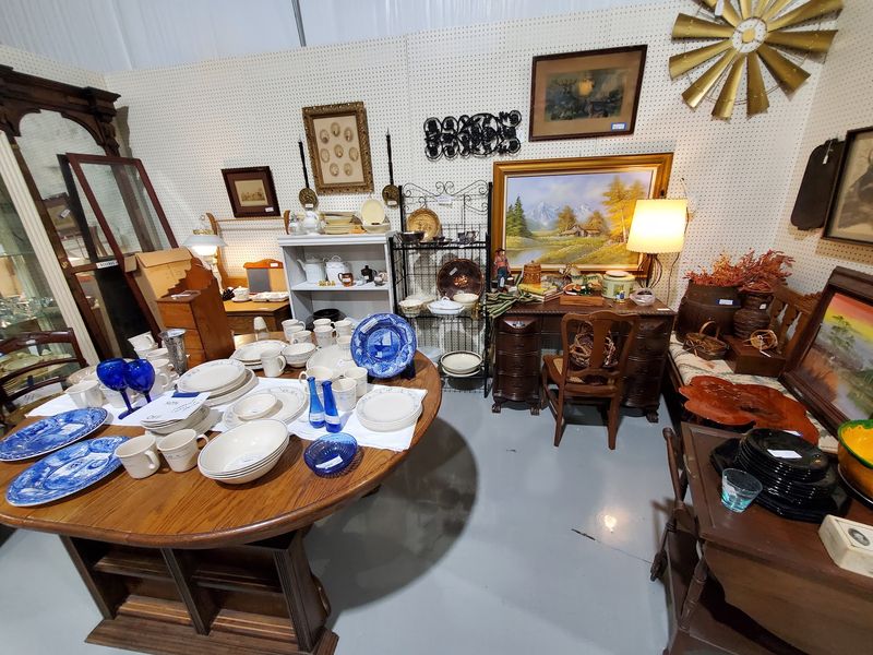 A Paradise For Antique Lovers
