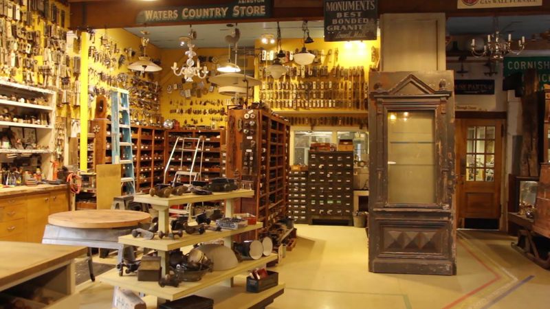 A Paradise For Old-House Restorers A Paradise For Old-House Restorers