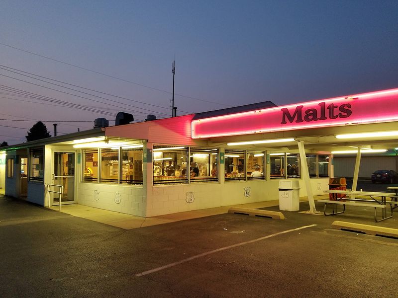 A Polka-Dotted Landmark In Braidwood