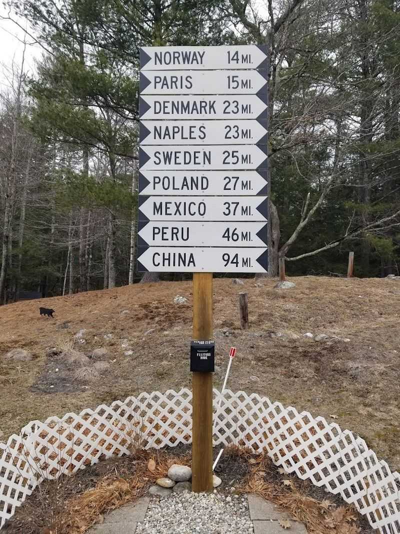 A Postcard-Worthy Oddity