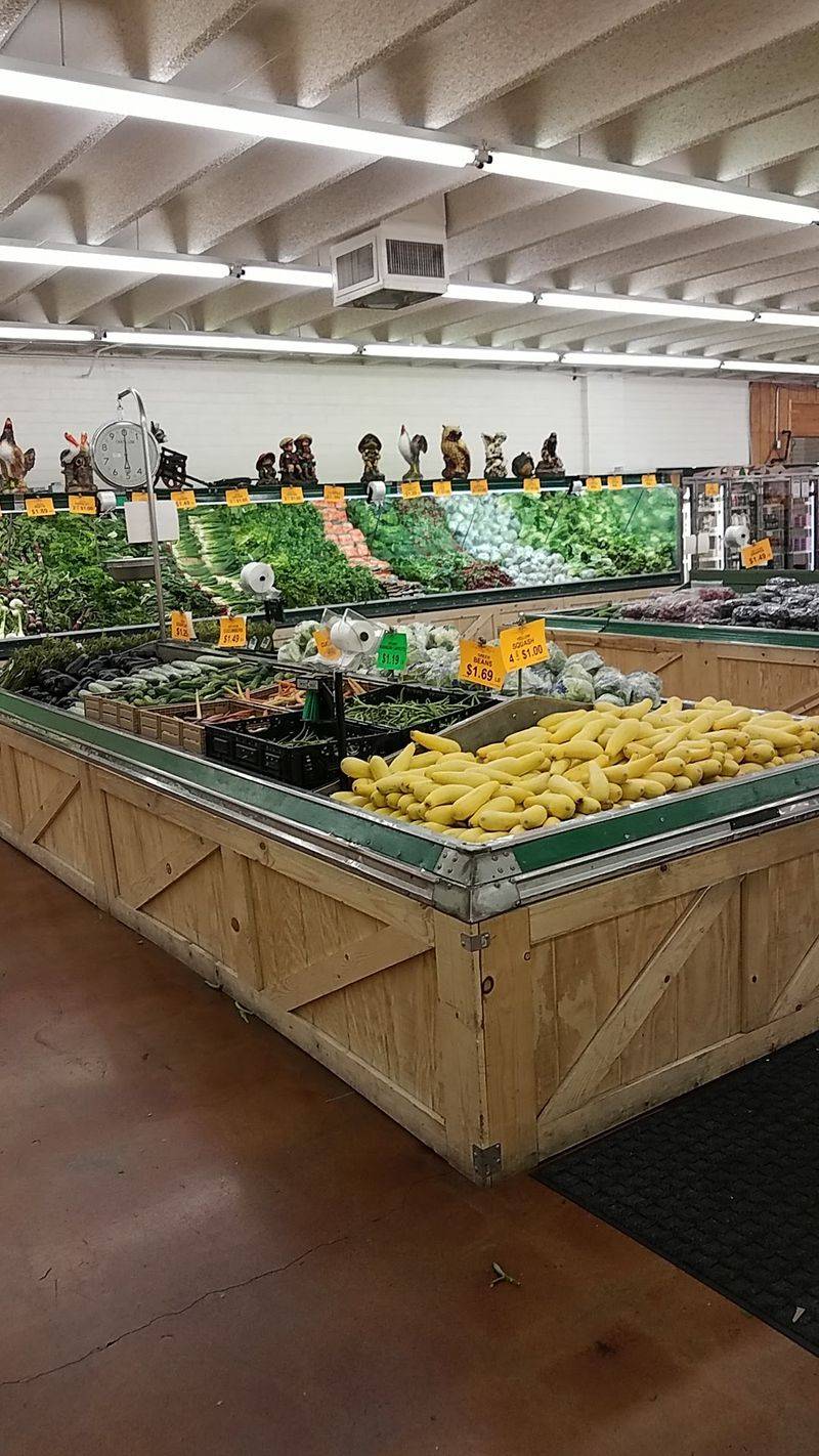 A Produce Lineup That Goes Way Beyond Bananas