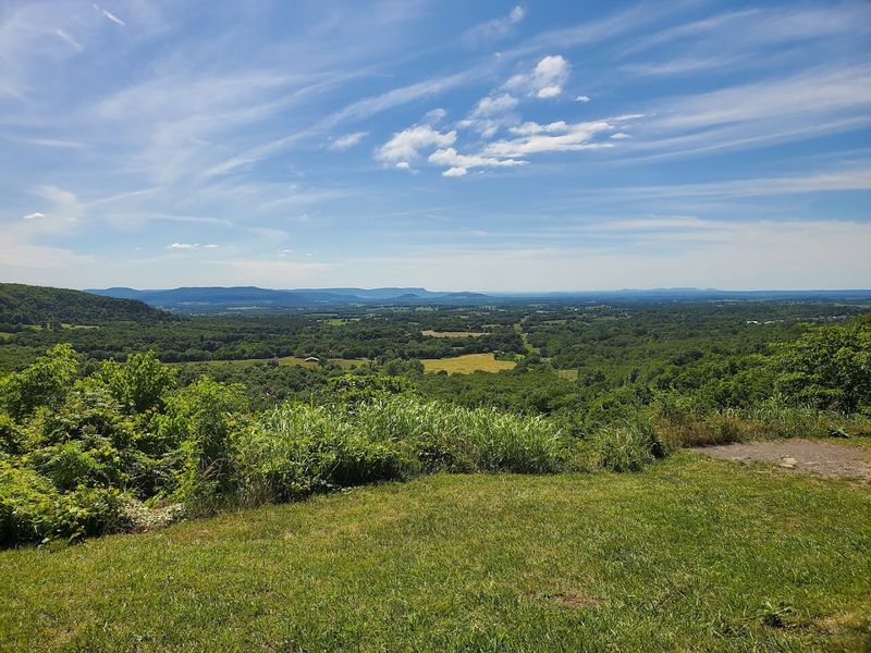 A Quiet Pullout Above The Ozarks