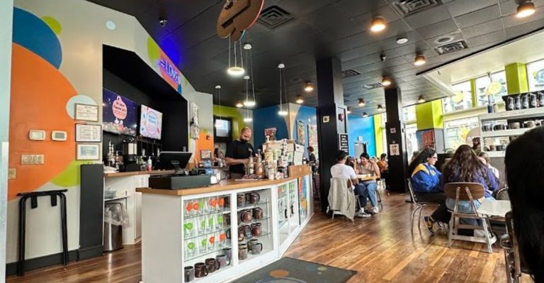 A Quirky Pennsylvania Café That’s A Must-Visit For Breakfast Lovers This May
