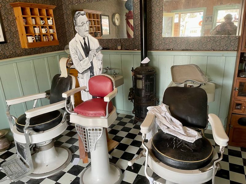 A Quirky Time Capsule Off The Highway