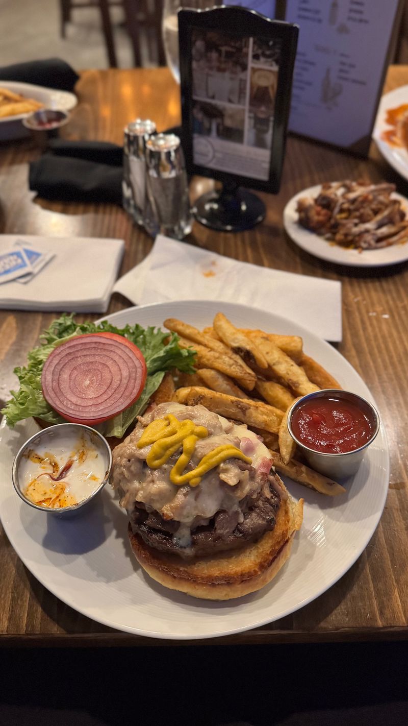 The Knight's Pub Serves Up Delicious Comfort Food