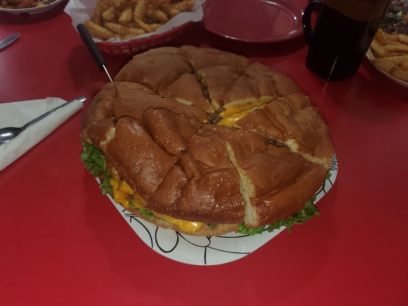 The Famous 5-Pound Burger