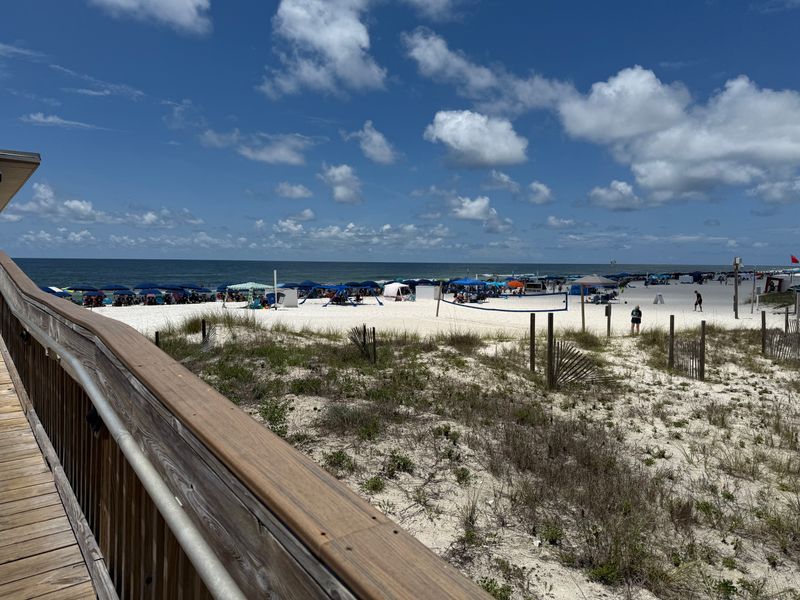 A Sand-Path Entrance That Signals You’re At A True Coastal Shack