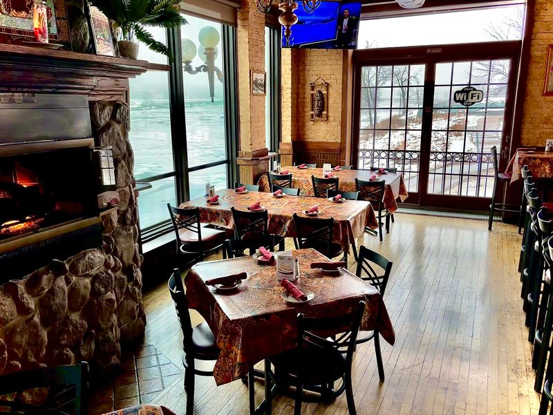 A Riverside Table In Downtown Aurora