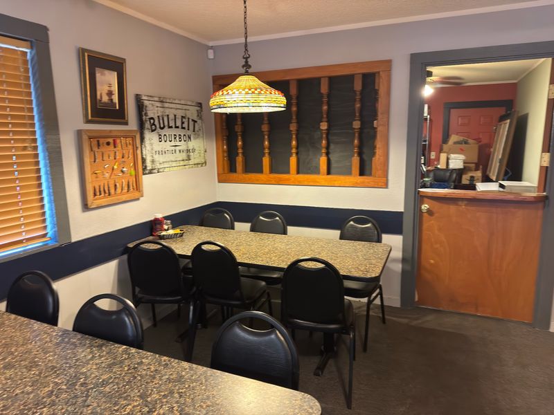 A Roadside Dining Room Near DeGray Lake